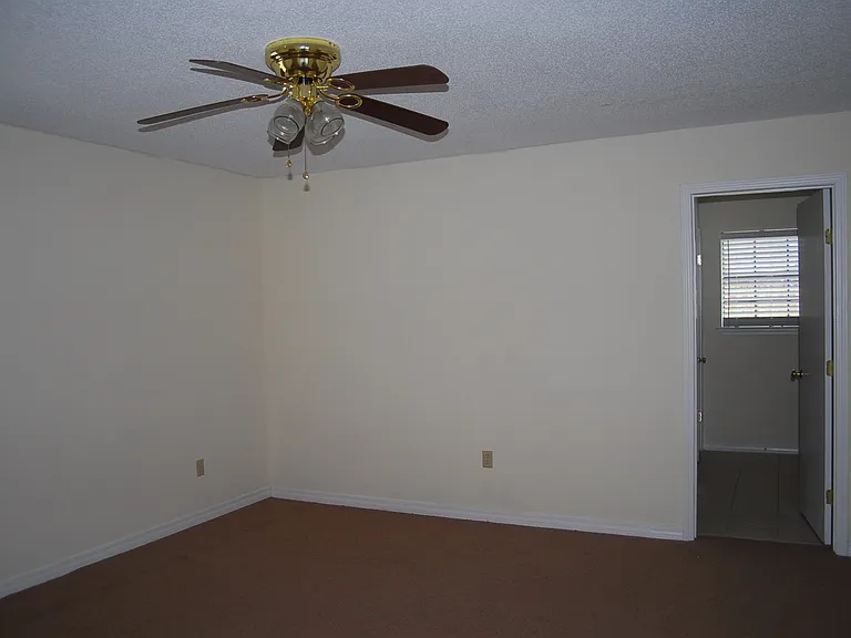 104 Big Sky Dr — Photo 10