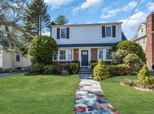 462 Morris Avenue, Rockville Centre, NY