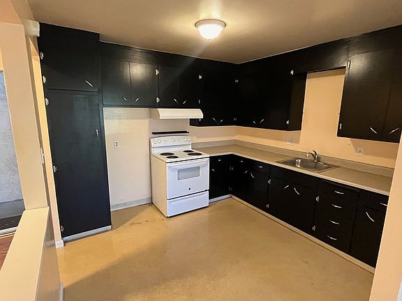 4th image of 411 Stannage Ave APT 6