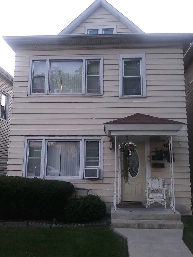 2406 N Lorel Ave photo 1