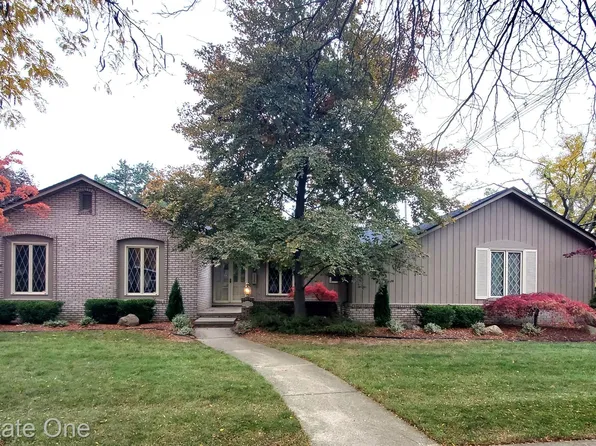 2200 Ashby St, Trenton, MI 48183