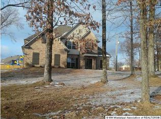 1793 S Westwind Dr, Nesbit, MS 38651