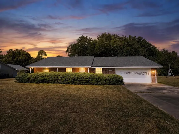 6524 Meadow Ridge Ln, Lake Charles, LA 70605
