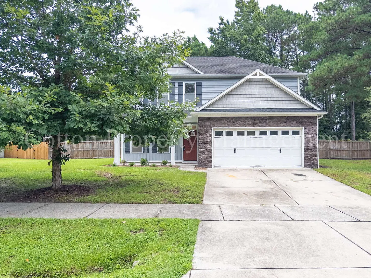 3 bed, 2.5 bath, $2,450 — Photo 2