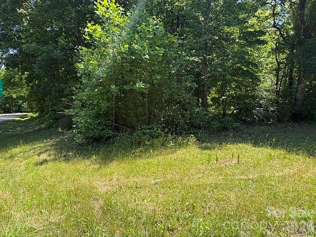 2nd image of 4702 Lee Cline Rd