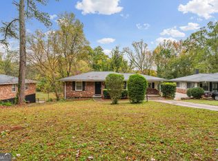 1818 Meadowglades Dr, Decatur, GA 30035