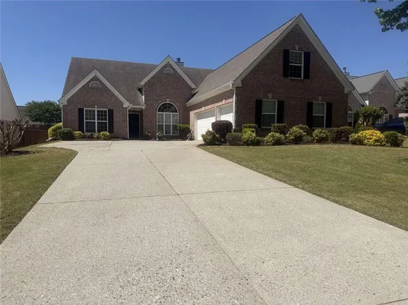 5275 Ashbury Manor Ln, Sugar Hill, GA 30518