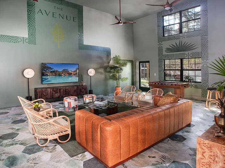 The Avenue Apartments — Photo 21
