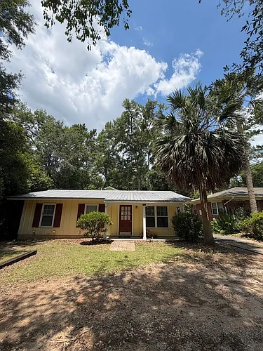1924 S Meridian St Photo 1
