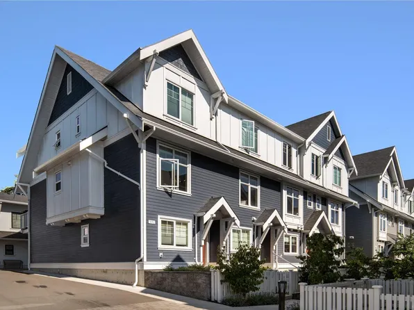 3092 Washington Ave #3, Victoria, BC V9A 1P6