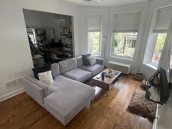 3rd image of 3321 W Pierce Ave Unit 2