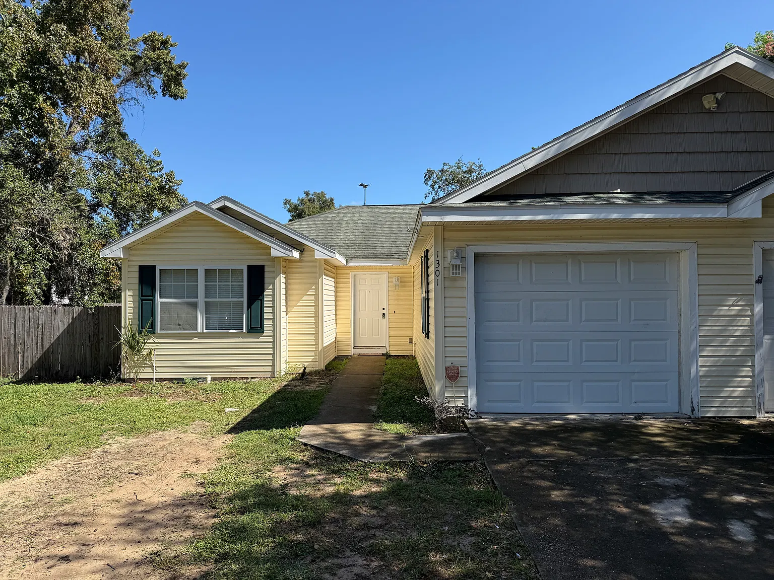 3 bed, 1235 sqft, $1,750 — Photo 1