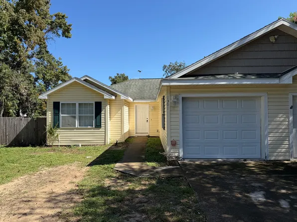 1301 S Dewey St #1301, Eustis, FL 32726