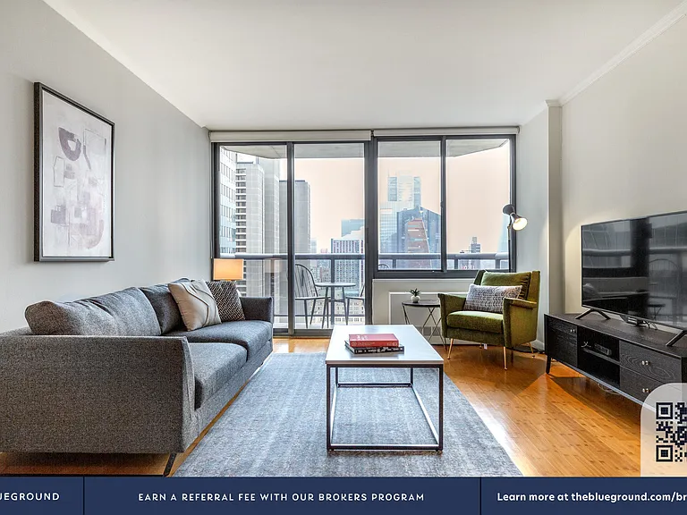 235 W 48th St #39C — Photo 3