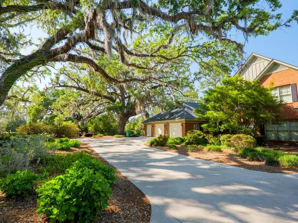 4111 Live Oak Cir, Valdosta, GA 31601