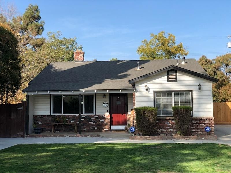 1st image of 1109 E Sussex Way