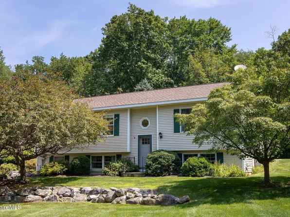 14 Miller View Rd, Egremont, MA 01230
