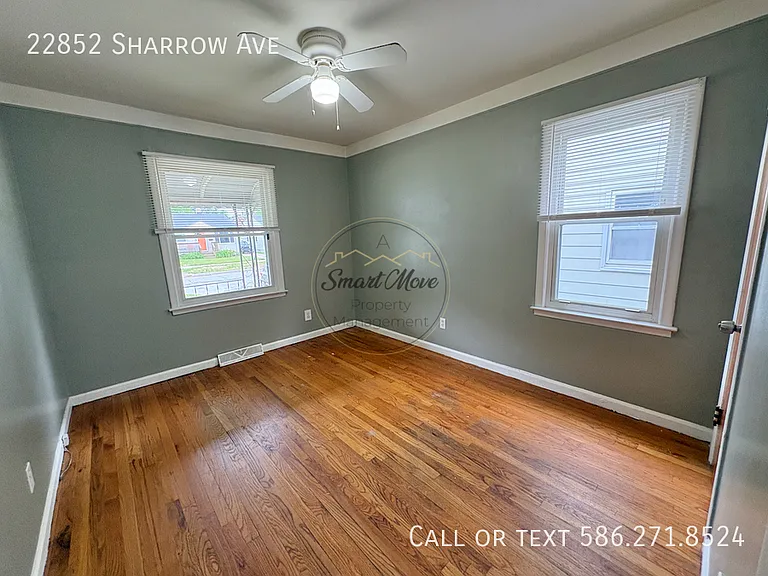 22852 Sharrow Ave — Photo 13