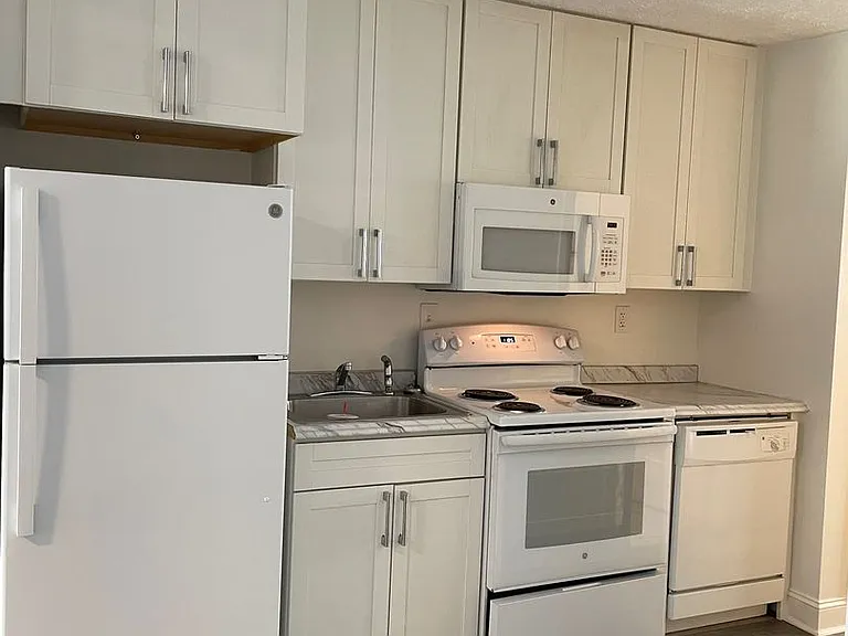816 Lambuth Blvd — Photo 4
