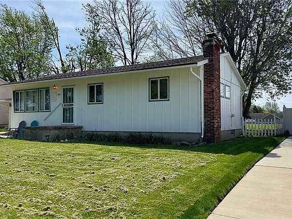 4th image of 209 Rhoades Ave