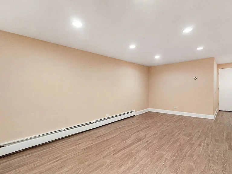701 N Pearl St #105 — Photo 9