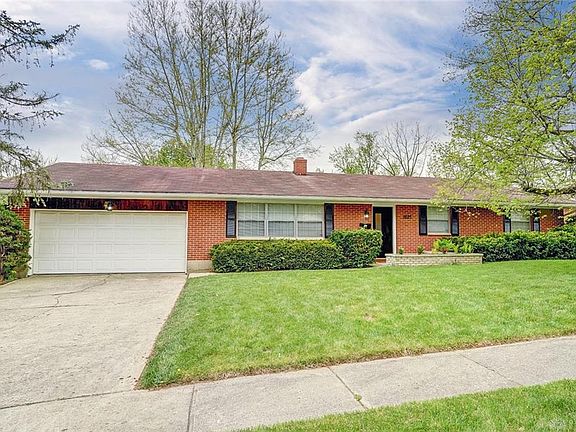 3rd image of 2623 Greenbrier Dr