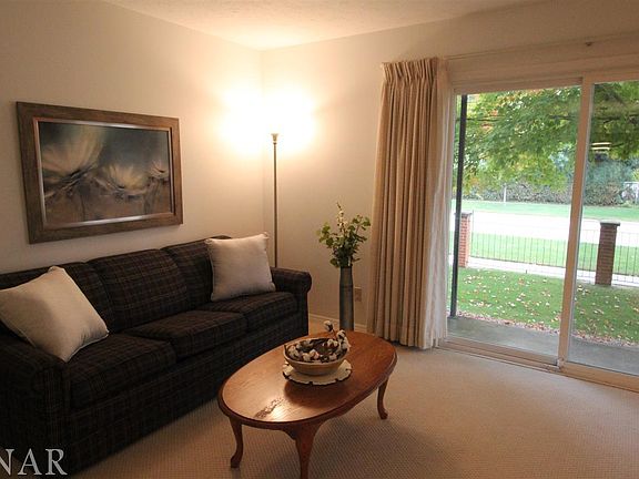 4th image of 14 Canterbury Ct APT 5