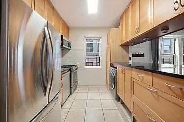 Rented by Camelot Realty Group