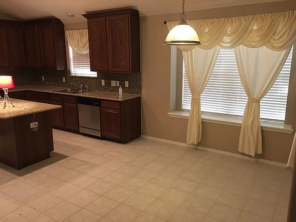 4th image of 9036 Heartwood Dr