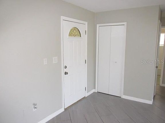 3rd image of 1400 Whitewood Dr
