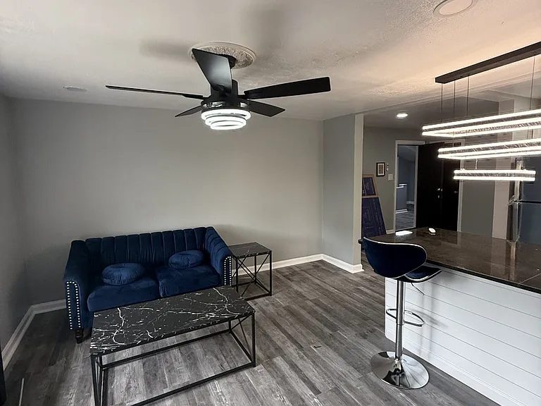 1114 E Genesee St #1 — Photo 10