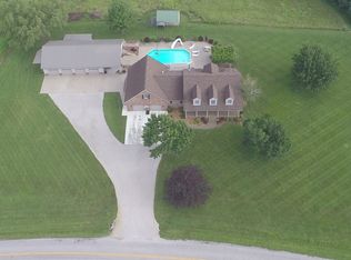 5645 State Route 1389, Hawesville, KY 42348