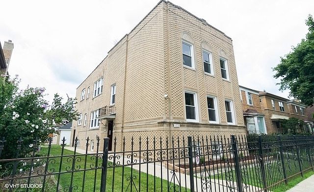 1st image of 5736 N Richmond St