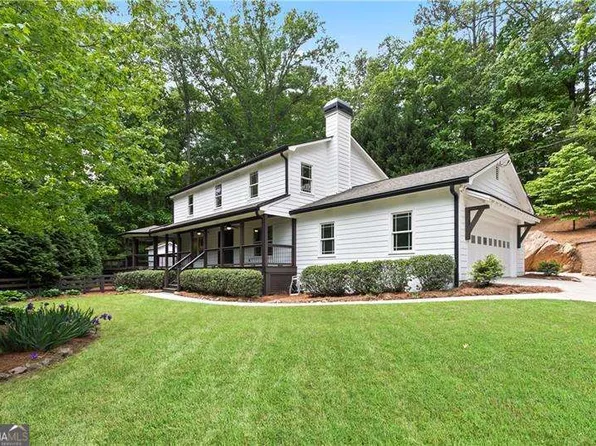 2100 Wood Ct, Marietta, GA 30062