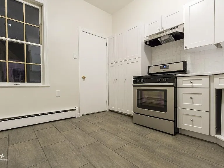154 W 29th St #2 — Photo 1