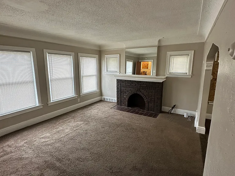 13235 Santa Rosa Dr — Photo 5