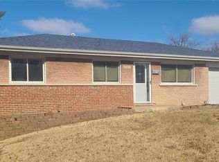 8787 Boyce Pl, Saint Louis, MO 63136