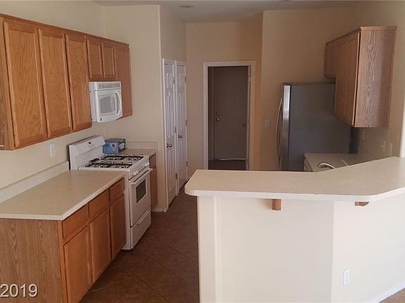 2nd image of 9409 Eagle River Ct