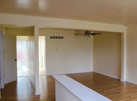 4th image of 234 Beaconridge Dr