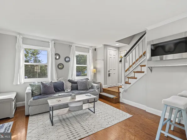 29 S Ingram St, Alexandria, VA 22304