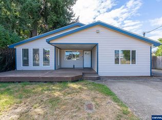 209 Sherman St, Amity, OR 97101