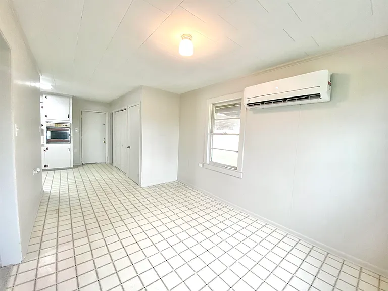 134 Highway 1005 — Photo 5