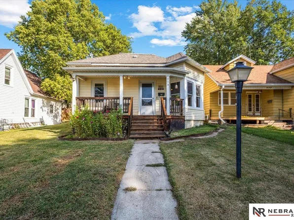 714 Avenue C, Plattsmouth, NE 68048