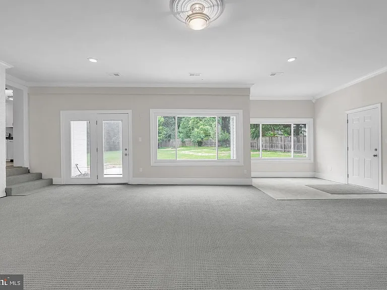 10911 Chandler Rd — Photo 26