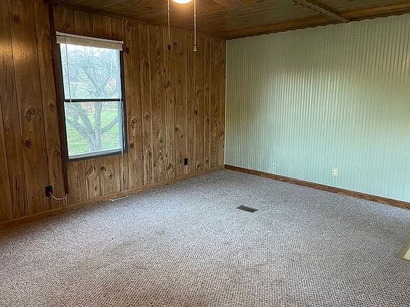 5th image of 7757 W Lee Hwy