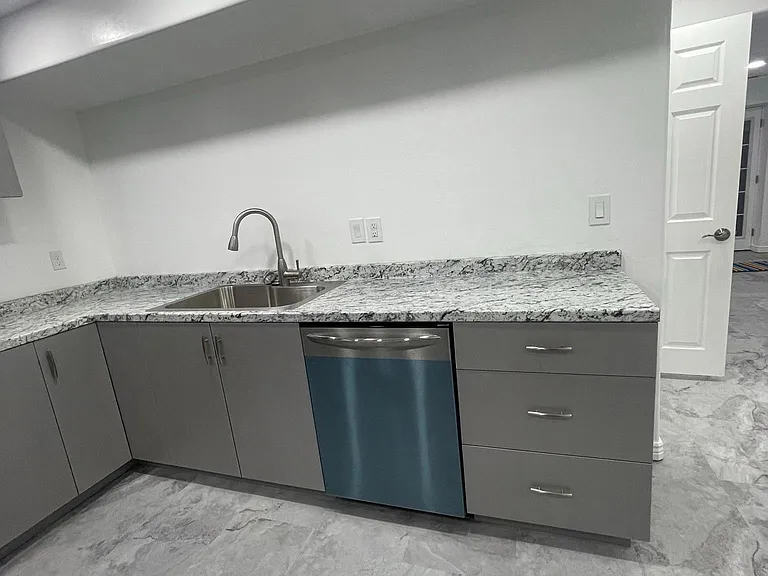 9413 S 1860 W — Photo 12