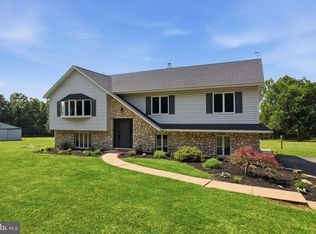 803 Ridge Rd, Tylersport, PA 18971