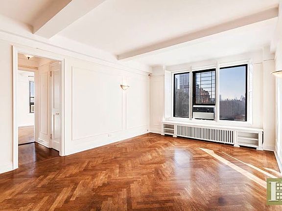 3rd image of 235 W 102nd St APT 14I