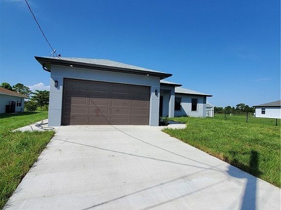 4th image of 368 Glenridge Dr