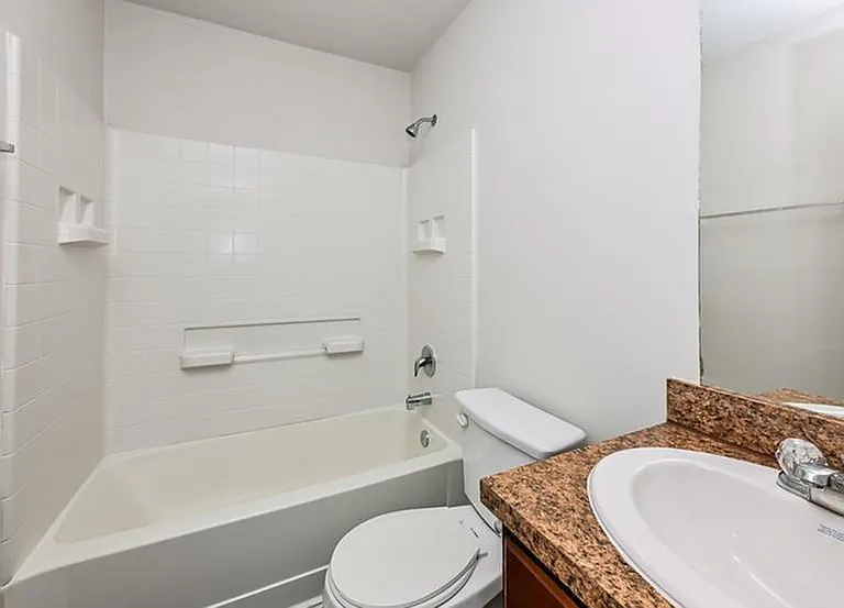 10939 Myrtle Oak St — Photo 15